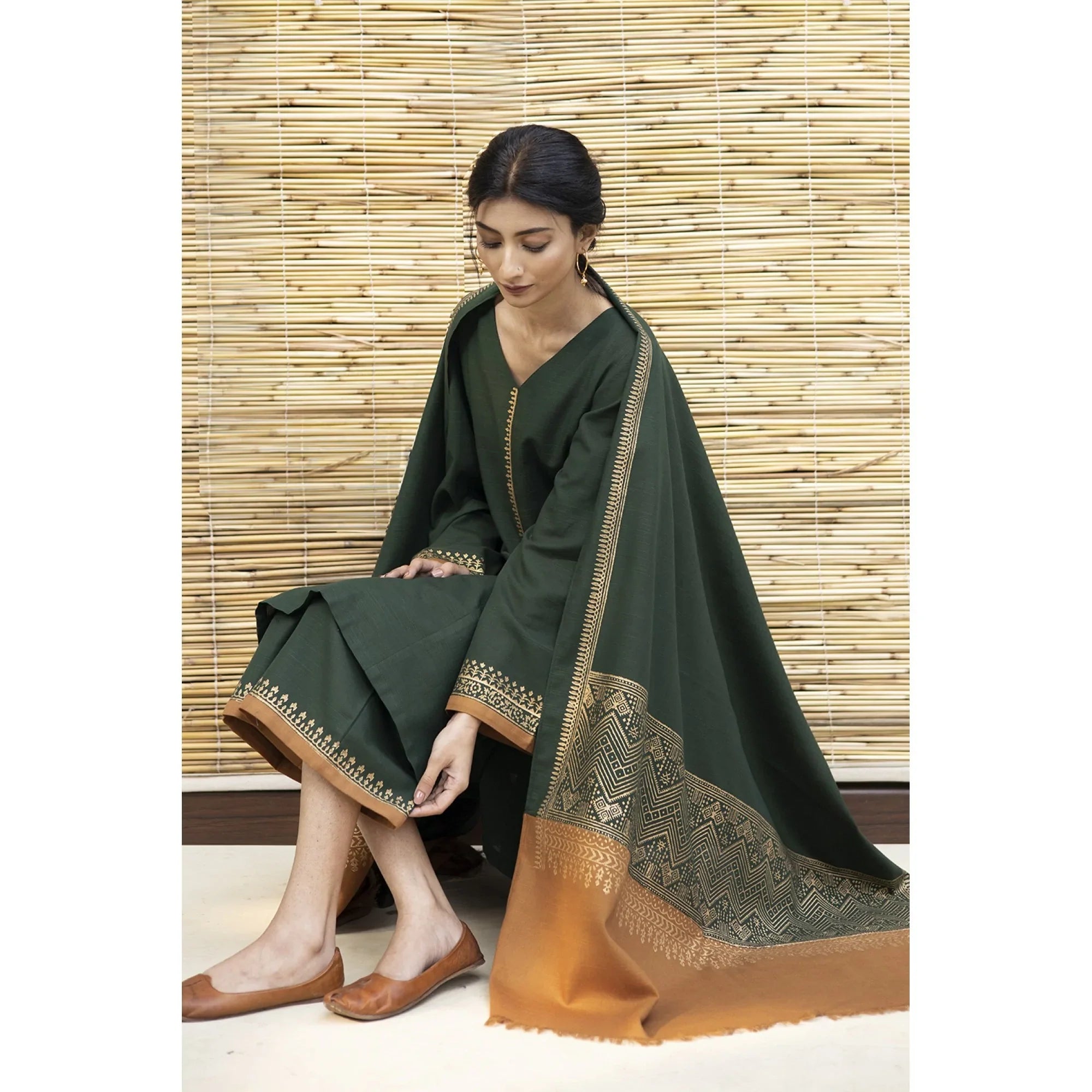 BR 02-3PC Dhanak suit with Woolen Shawll