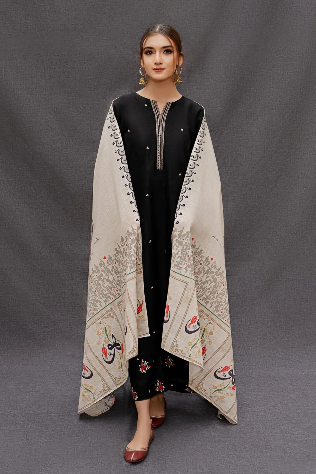 URGE - 3PC DHANAK EMBROIDERED SHIRT WITH KARANDI PRINTED SHAWL AND TROUSER - Nz1461